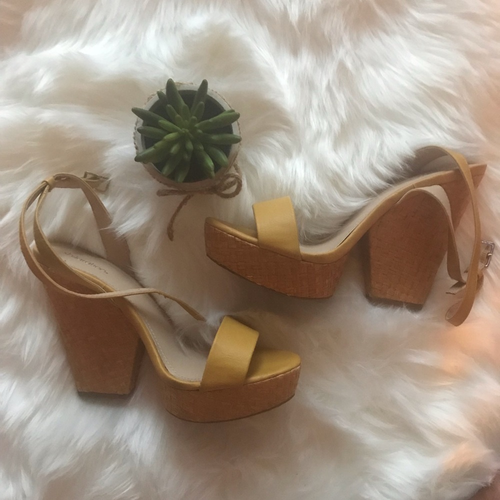 Xhilaration Yellow Block Heel